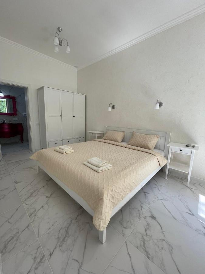 Boutique Hotel Enjoy Сергеевка Экстерьер фото